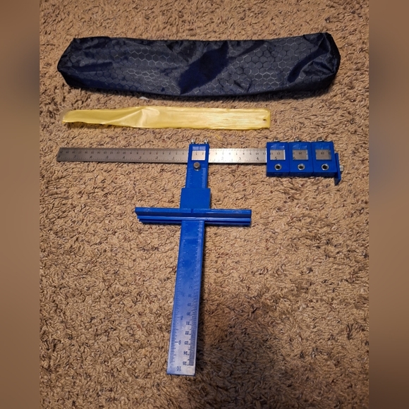 Cabinet hardware adjustable ponch locator guide - Picture 1 of 2